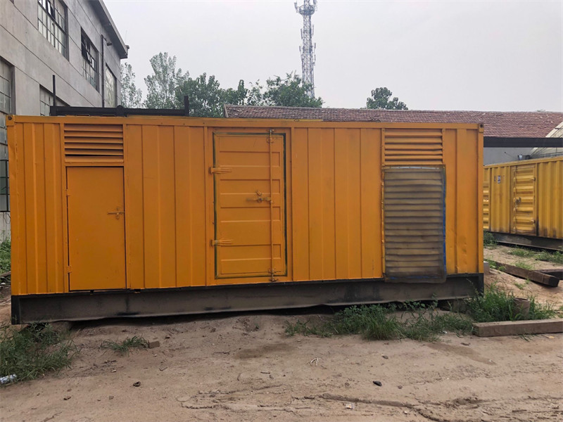 苍梧柴油发电机如何判断新机油是否已经完全充满机油滤清器？