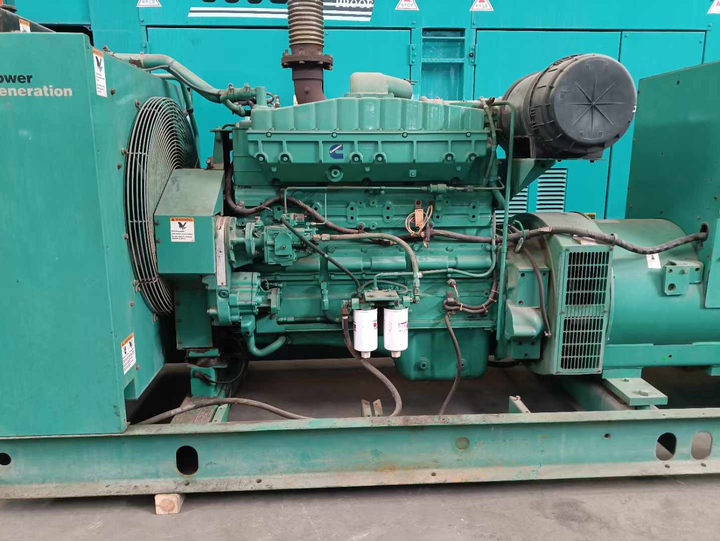 苍梧过载会对 600kW 柴油发电机组造成哪些损害？