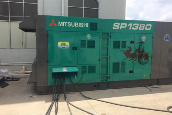 苍梧为什么有些柴油发电机组的输出电压可以调节？